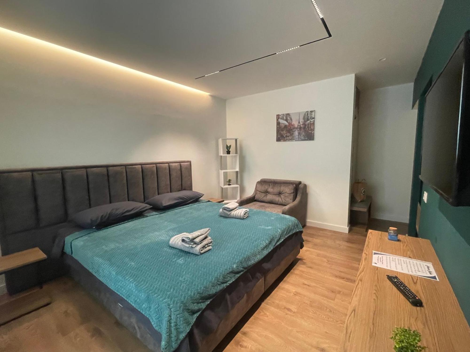 Downtown Studio Apartments 地拉那 外观 照片