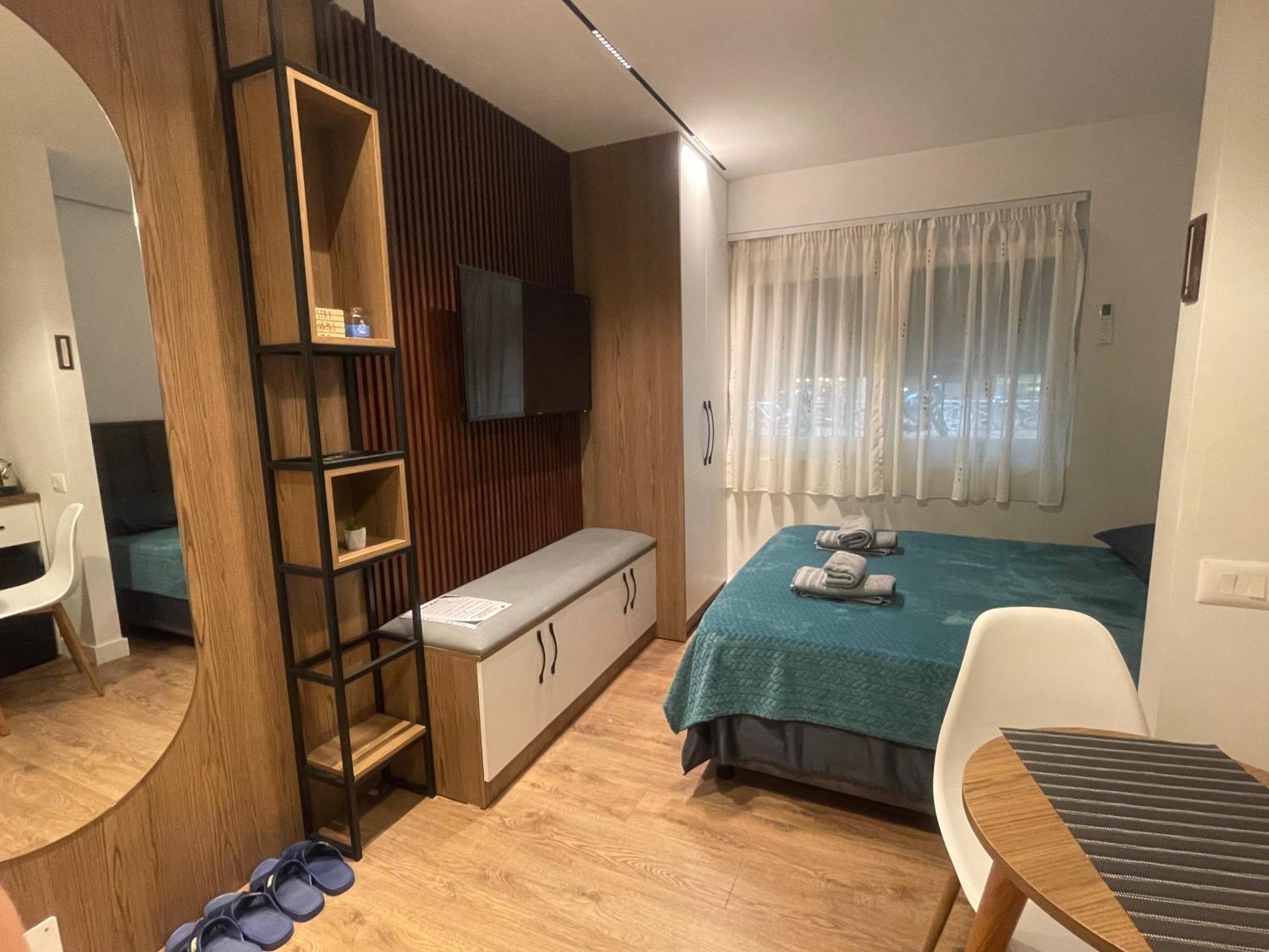 Downtown Studio Apartments 地拉那 外观 照片